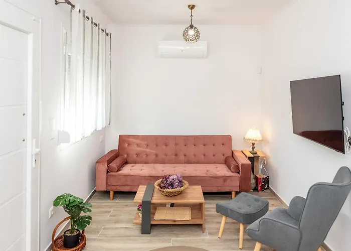 Nina\'S Apartments